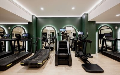Hotel Fort Des Moines, Curio Collection by Hilton
