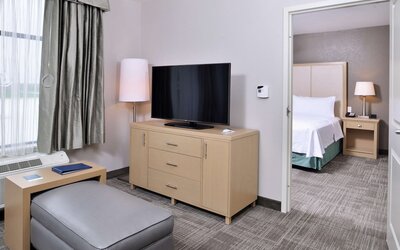 Homewood Suites by Hilton Des Moines Airport