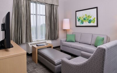 Homewood Suites by Hilton Des Moines Airport