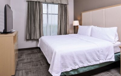 Homewood Suites by Hilton Des Moines Airport