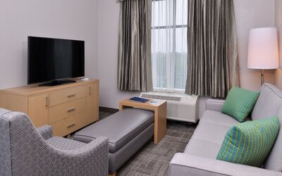 Homewood Suites by Hilton Des Moines Airport