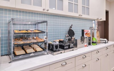 Homewood Suites by Hilton Des Moines Airport