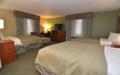 AmericInn by Wyndham Des Moines Airport
