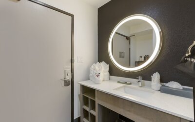 La Quinta Inn & Suites by Wyndham Des Moines West Clive