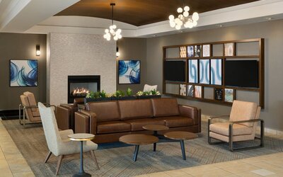 Four Points by Sheraton Edmonton South
