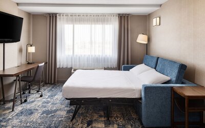 Four Points by Sheraton Edmonton South