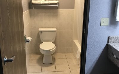 AmericInn by Wyndham Ankeny/Des Moines