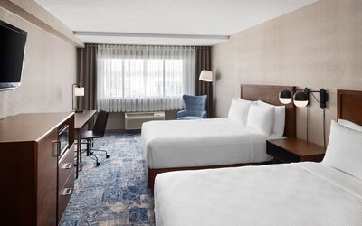 Four Points by Sheraton Edmonton South
