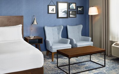 Four Points by Sheraton Edmonton South