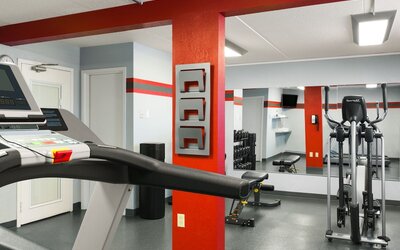 Four Points by Sheraton Edmonton South
