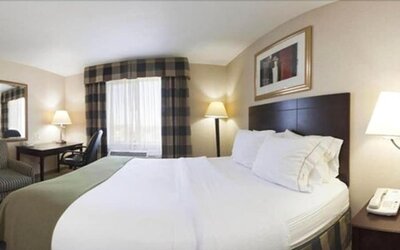 La Quinta Inn & Suites by Wyndham Ankeny IA - Des Moines IA