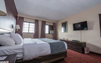 Argyll Plaza Hotel