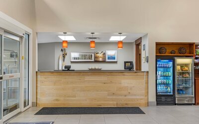 Country Inn & Suites by Radisson, Des Moines West, IA