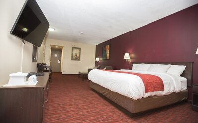 Argyll Plaza Hotel