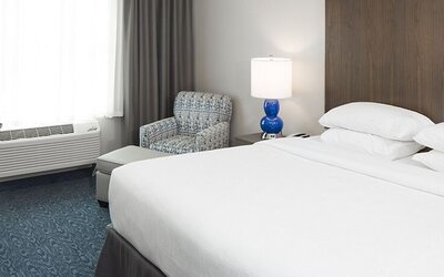 Hotel Renovo Des Moines Urbandale,Tapestry Collection Hilton