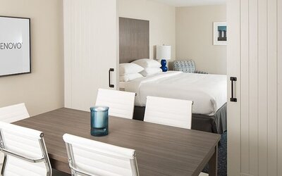 Hotel Renovo Des Moines Urbandale,Tapestry Collection Hilton