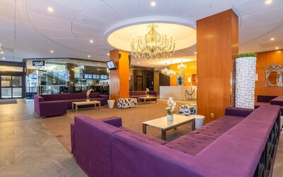 Sandman Signature Edmonton Downtown Hotel