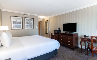 Sandman Signature Edmonton Downtown Hotel