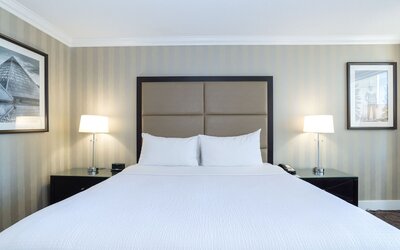 Sandman Signature Edmonton Downtown Hotel