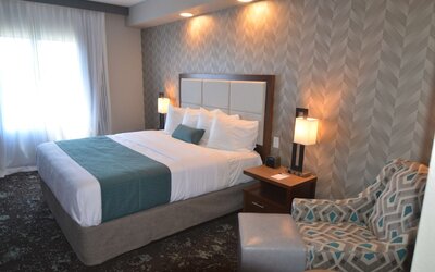 Best Western Premier Des Moines-Ankeny Hotel