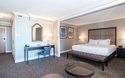 Sandman Signature Edmonton Downtown Hotel