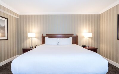 Sandman Signature Edmonton Downtown Hotel