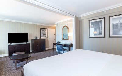 Sandman Signature Edmonton Downtown Hotel