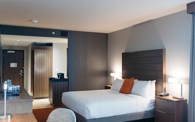 Revel Hotel Des Moines Urbandale, Tapestry Collection by Hilton