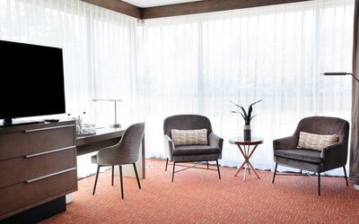 Revel Hotel Des Moines Urbandale, Tapestry Collection by Hilton