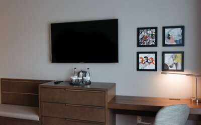 Revel Hotel Des Moines Urbandale, Tapestry Collection by Hilton