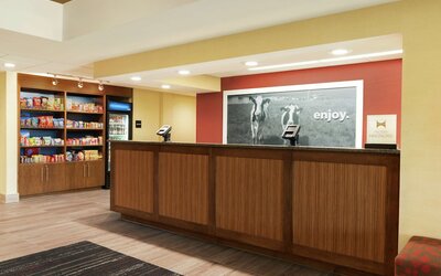 Hampton Inn West Des Moines Lake Drive
