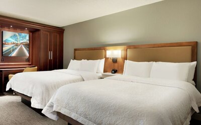 Hampton Inn West Des Moines Lake Drive