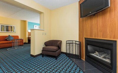 Fairfield Inn and Suites by Marriott Des Moines West