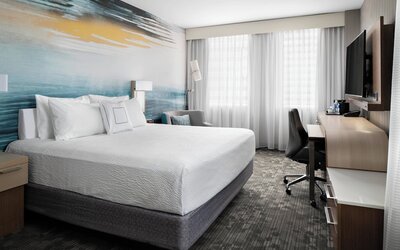 Courtyard by Marriott Edmonton Downtown
