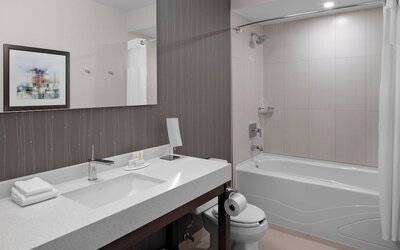 Courtyard by Marriott Edmonton Downtown