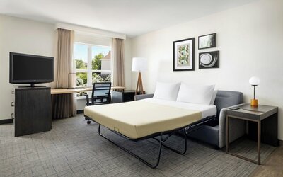 Residence Inn by Marriott Des Moines West at Jordan Creek Town Center