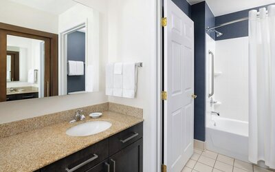 Residence Inn by Marriott Des Moines West at Jordan Creek Town Center