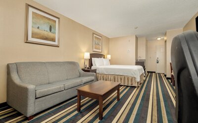 Holiday Inn Conference Center Edmonton South by IHG