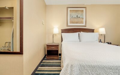 Standard Room, 2 Queen Beds - Breakfast for 2