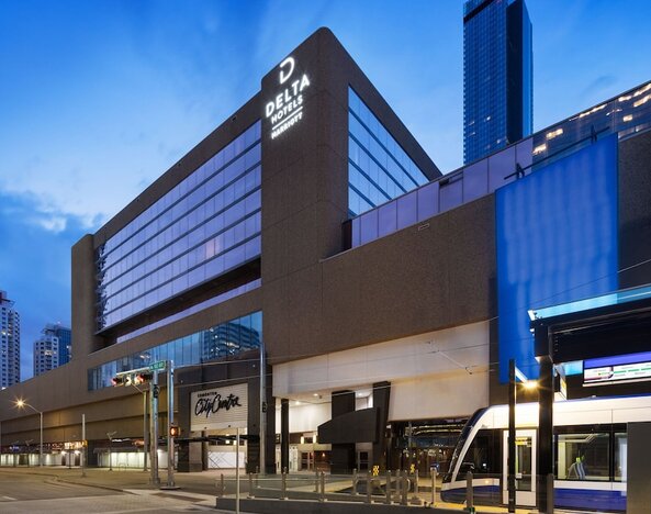 Delta Hotels by Marriott Edmonton Centre Suites