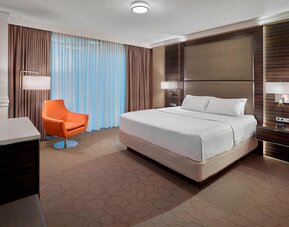 Delta Hotels by Marriott Edmonton Centre Suites