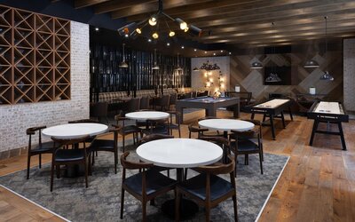 Delta Hotels by Marriott Edmonton Centre Suites