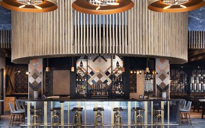 Delta Hotels by Marriott Edmonton Centre Suites
