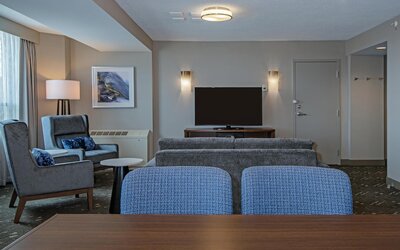 DoubleTree by Hilton Hotel West Edmonton