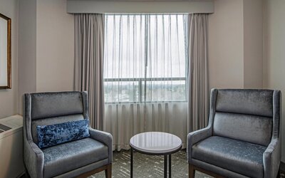 DoubleTree by Hilton Hotel West Edmonton
