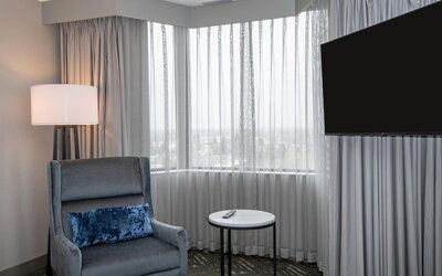 DoubleTree by Hilton Hotel West Edmonton