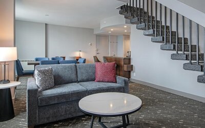DoubleTree by Hilton Hotel West Edmonton