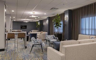 DoubleTree by Hilton Hotel West Edmonton