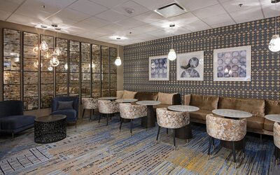 DoubleTree by Hilton Hotel West Edmonton