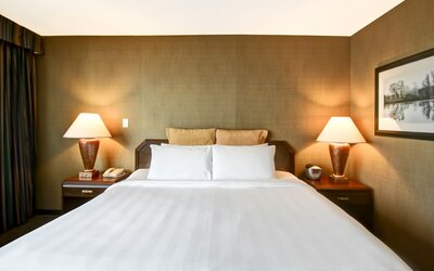 Chateau Lacombe Hotel